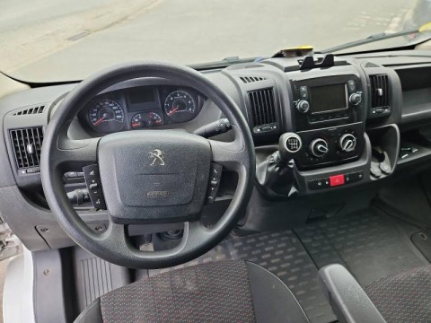 PEUGEOT Boxer Fg 333 L3H2 2.2 BlueHDi S&S 140ch Pro