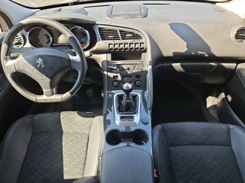 PEUGEOT 3008 1.6 BlueHDi 120ch Allure S&S