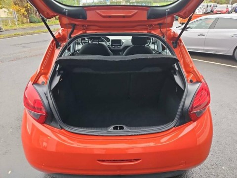 PEUGEOT 208 1.2 PureTech 82ch E6.c Active 5p