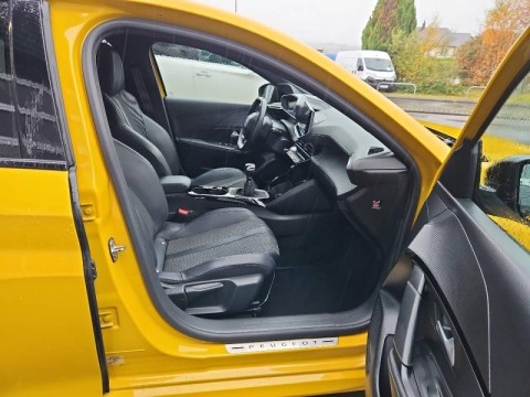 PEUGEOT 208 1.5 BlueHDi 100ch S&S GT