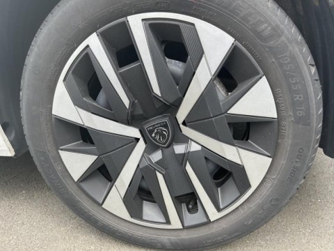 PEUGEOT 208 1.2 PureTech 100ch S&S Active